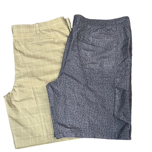 Magellan and BCG Mens Size 44 Bundle of 2 Performance Golf Shorts Tan & Gray - Picture 1 of 10